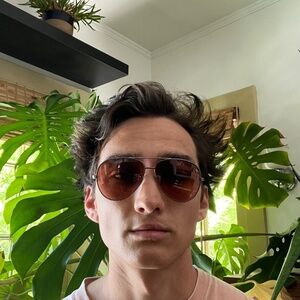 Serengeti Aviator Sunglasses